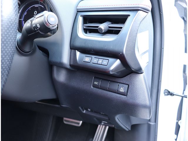 TOYOTA LEXUS UX250h 2020