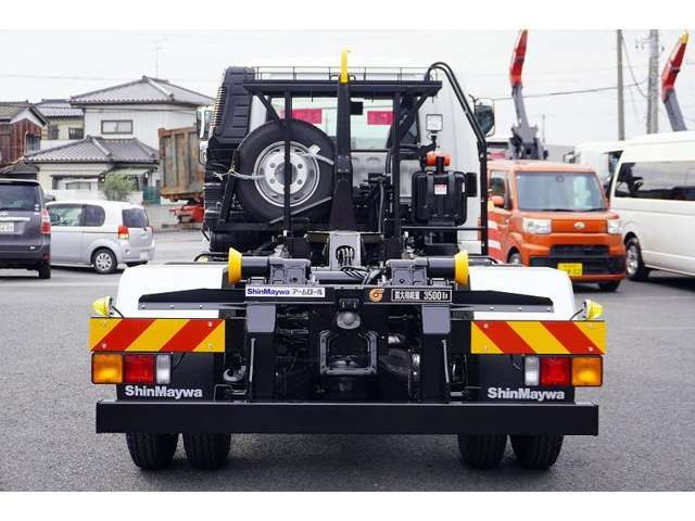 MITSUBISHI FUSOU FIGHTER 2024