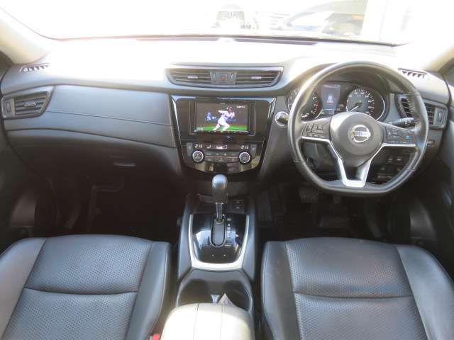 NISSAN X-TRAIL HYBRID 4WD 2019