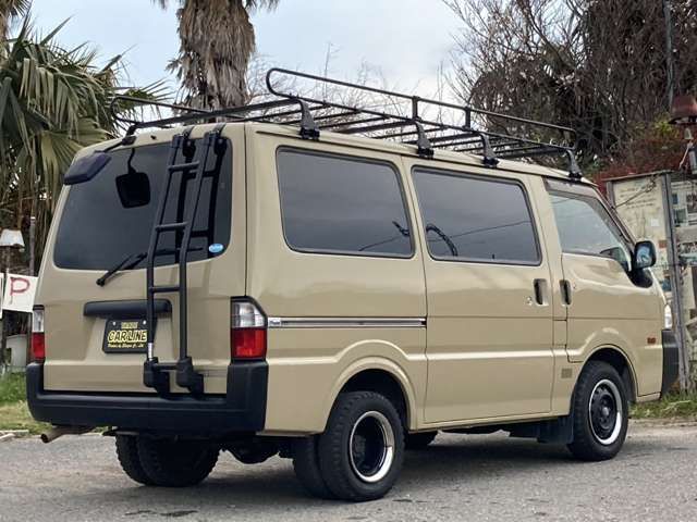 MAZDA BONGO van 2WD 2006