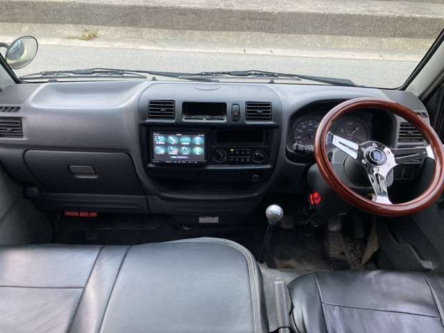 MAZDA BONGO van 2WD 2006