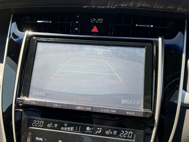 TOYOTA HARRIER 4WD 2016