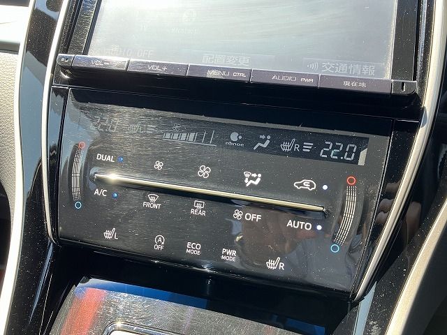 TOYOTA HARRIER 4WD 2016