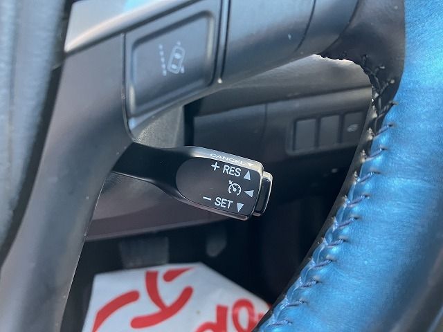 TOYOTA HARRIER 4WD 2016