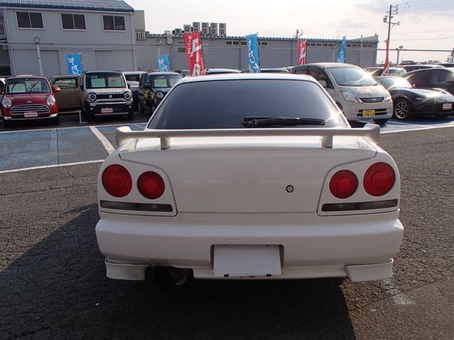 NISSAN SKYLINE 1999
