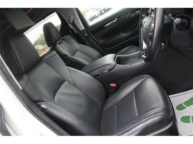 TOYOTA VELLFIRE  HYBRID 4WD 2015