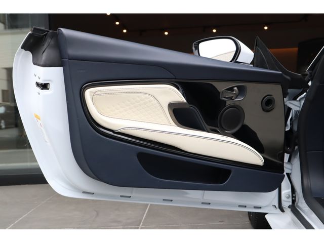 ASTON MARTIN ASTON MARTIN 2020