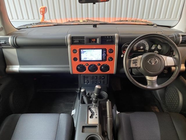 TOYOTA FJ CRUISER 4WD 2013