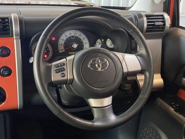 TOYOTA FJ CRUISER 4WD 2013