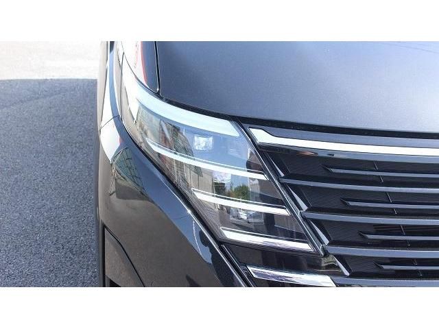 NISSAN SERENA  WG 2023