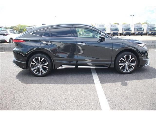 TOYOTA HARRIER 2WD 2020