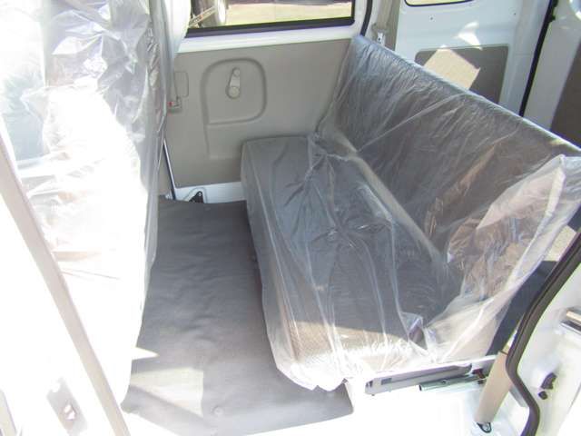 MITSUBISHI MINICAB van 2025