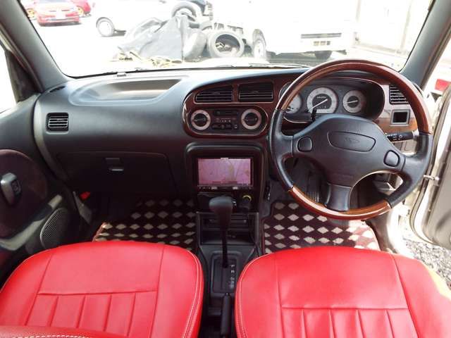 DAIHATSU MIRA GINO 1999