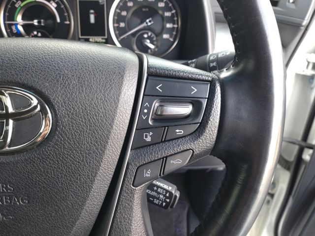 TOYOTA ALPHARD hybrid 4WD 2018