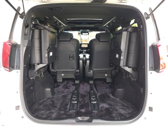 TOYOTA ALPHARD hybrid 4WD 2018