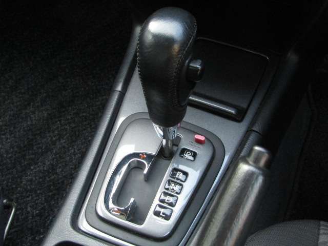 NISSAN PRIMERA CAMINO 1999