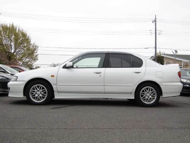 NISSAN PRIMERA CAMINO 1999