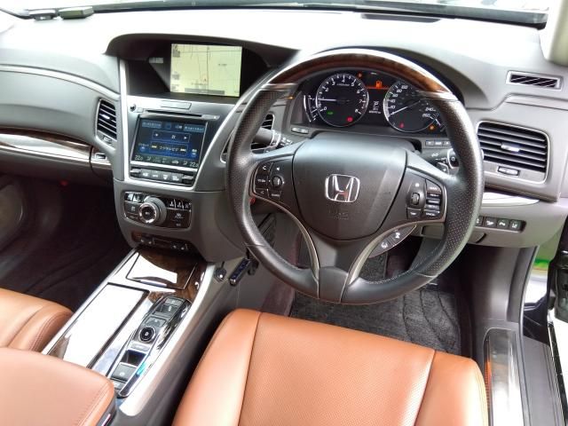 HONDA LEGEND HYBRID 2017