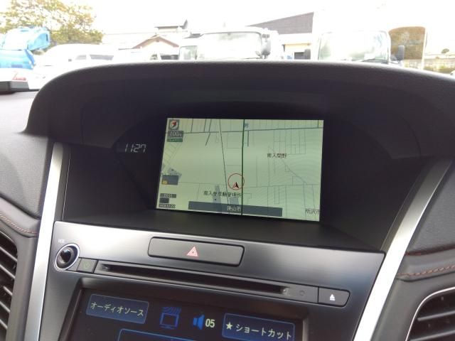 HONDA LEGEND HYBRID 2017