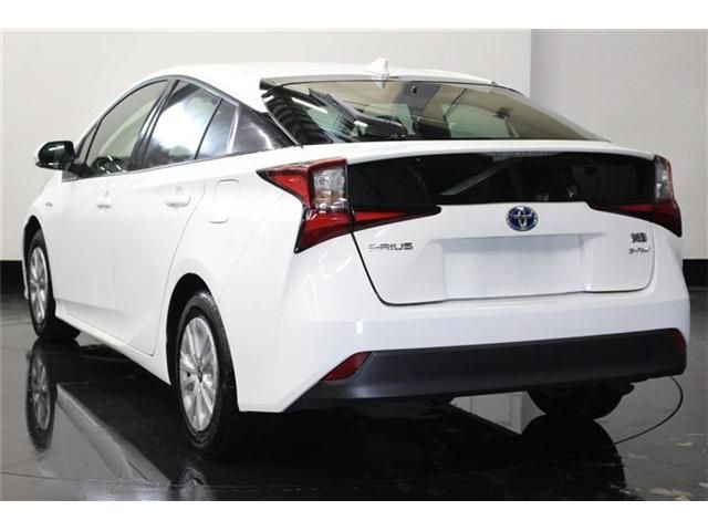 TOYOTA PRIUS 4WD 2020