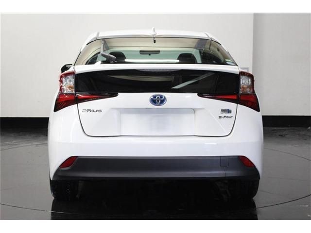 TOYOTA PRIUS 4WD 2020