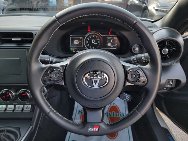 TOYOTA GR86 2024