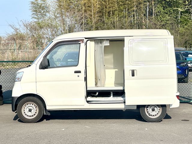 DAIHATSU HIJET CARGO 2019