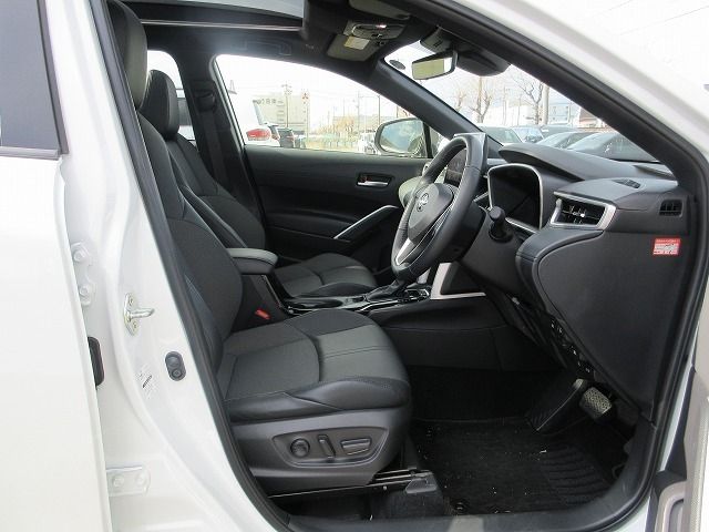 TOYOTA COROLLA CROSS HYBRID 1931