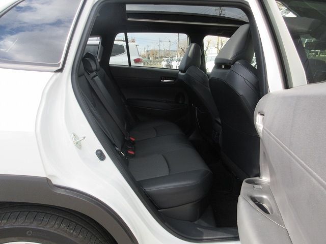 TOYOTA COROLLA CROSS HYBRID 1931