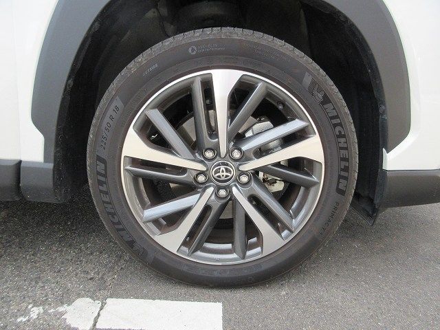 TOYOTA COROLLA CROSS HYBRID 1931