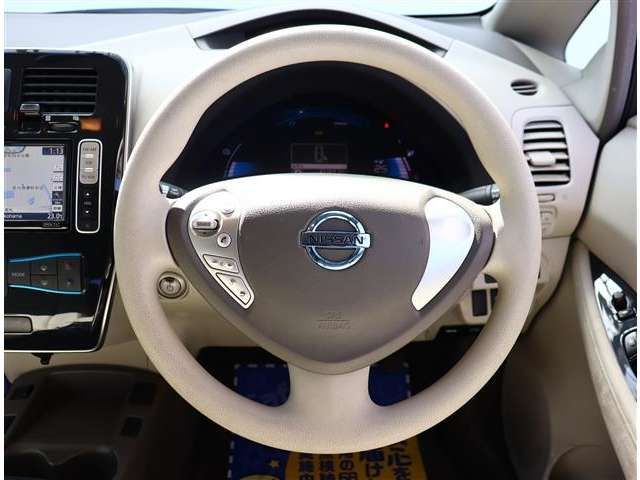 NISSAN LEAF 2011