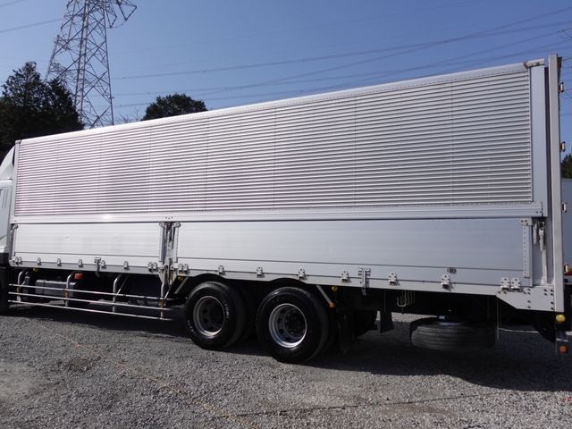 MITSUBISHI FUSOU SUPER GREAT 2013