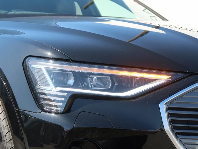 AUDI AUDI e-tron SPORTBACK 2022