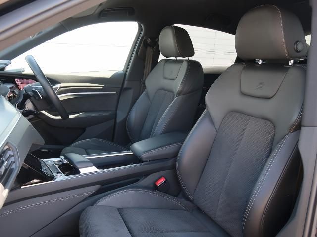 AUDI AUDI e-tron SPORTBACK 2022