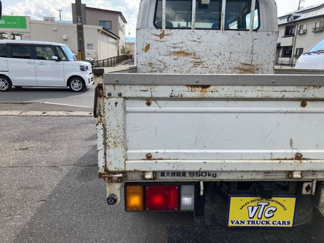 ISUZU ??? 2004