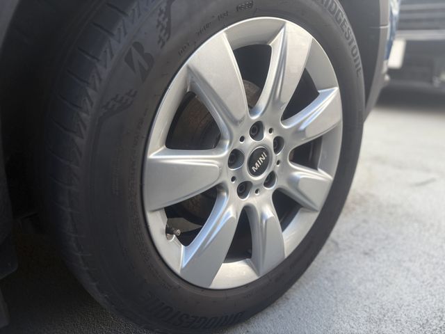 BMW MINI CROSSOVER 2020