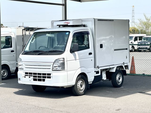 MITSUBISHI MINICAB truck 2018