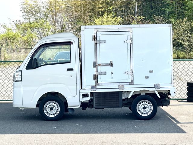 DAIHATSU HIJET truck 2015