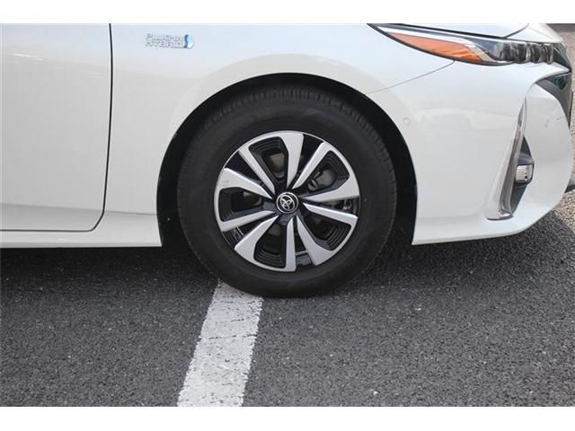 TOYOTA PRIUS PHV 2017