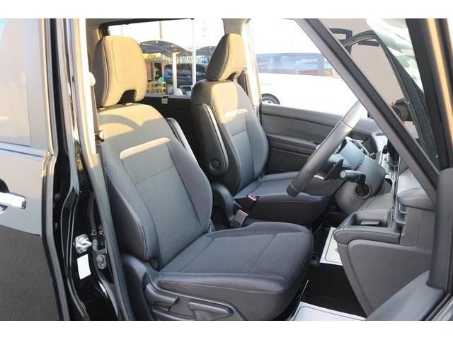 NISSAN SERENA  WG 2023