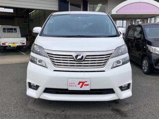 TOYOTA VELLFIRE 2011