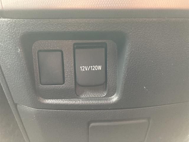 TOYOTA VELLFIRE 2011