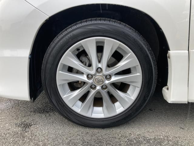 TOYOTA VELLFIRE 2011