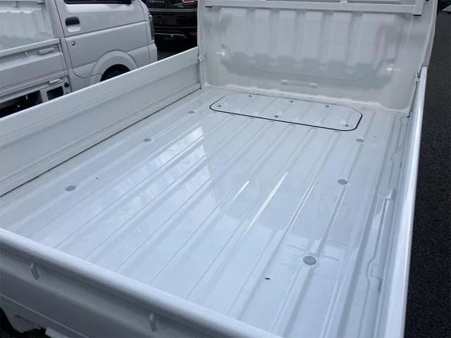 DAIHATSU HIJET truck 4WD 2024