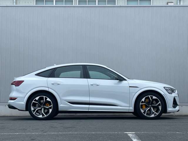 AUDI AUDI e-tron S SPORTBACK 2023