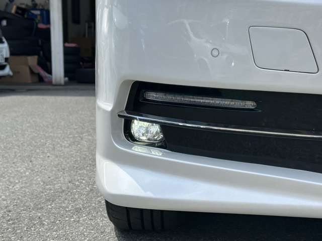 TOYOTA VELLFIRE  HYBRID 4WD 2019