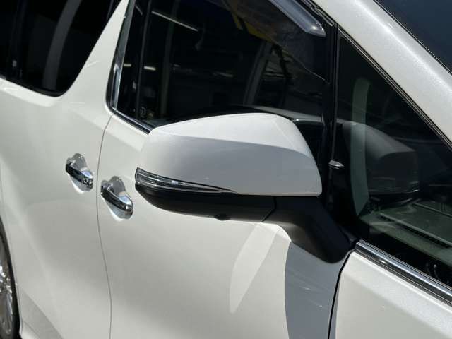 TOYOTA VELLFIRE  HYBRID 4WD 2019