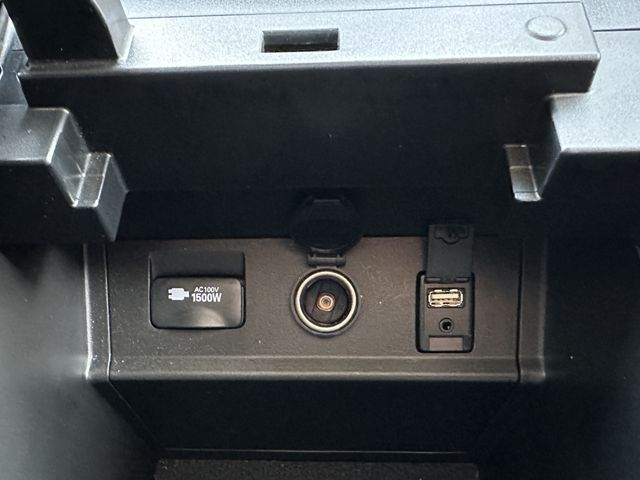 TOYOTA VELLFIRE  HYBRID 4WD 2019