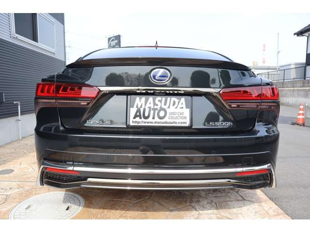 TOYOTA LEXUS LS500h 2021