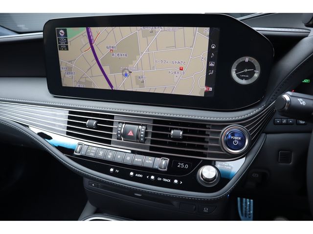 TOYOTA LEXUS LS500h 2021